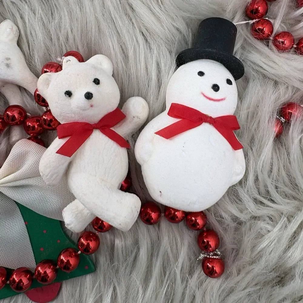 Vintage Festive Friends Christmas Garland‎ Red Beads 6 Ft Deer Snowman Mouse